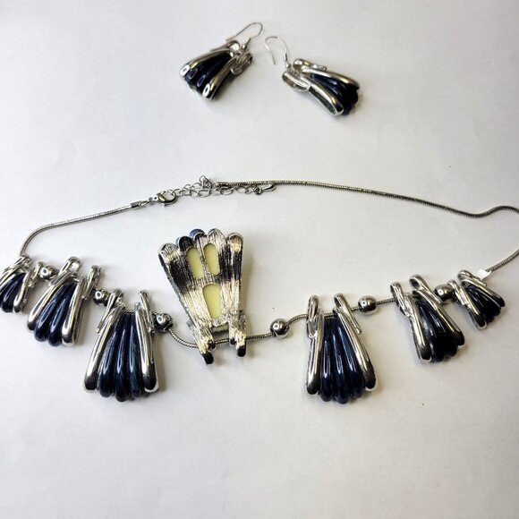 Blue Bib Statement Necklace With Earrings - Picture 10 of 15